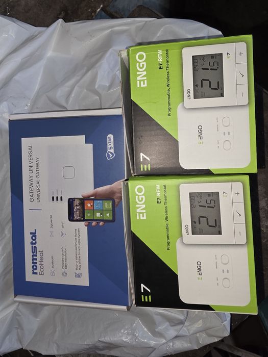 Thermostat engo E7-RFW salus grundfos wilo dab