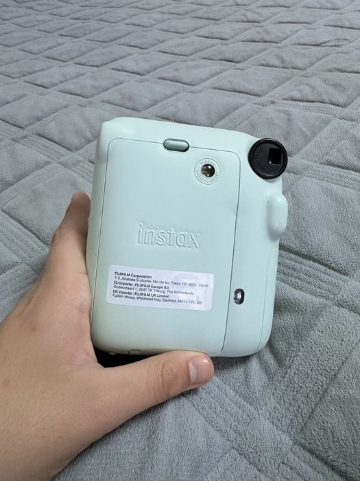 продам instax mini 12