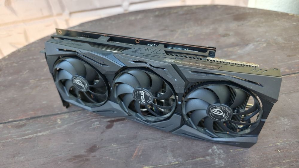 frigider video pc gaming -Asus rx5700xt-8gb si alte modele ,etc