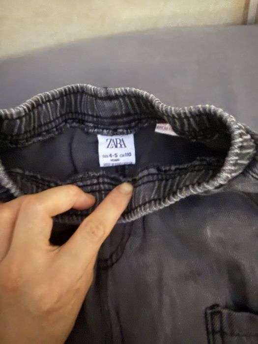 Детскин джинсы Zara