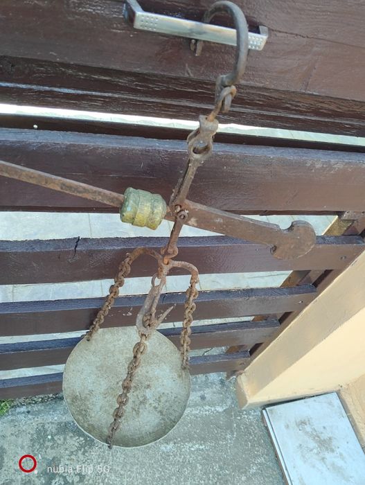 Vand balanta anul  fabricatiei1947