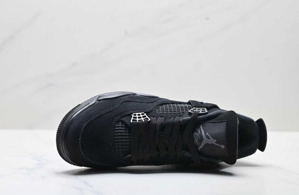 Nike Air Jordan 4 Black Cat