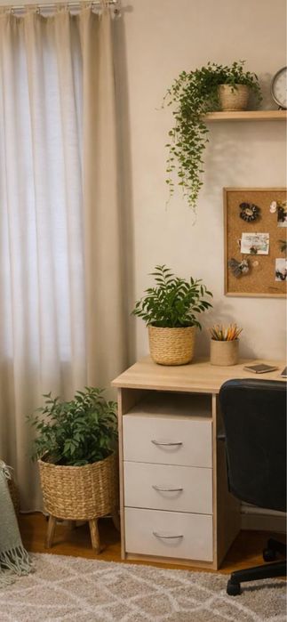 Inchiriez apartament 3 camere in zona Palas Dambu