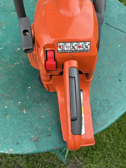 Drujba Husqvarna 135