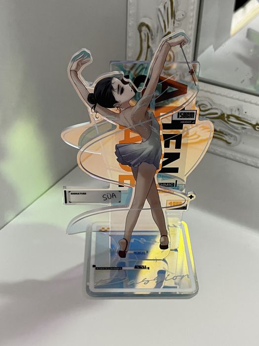 Sua Alien Stage standee