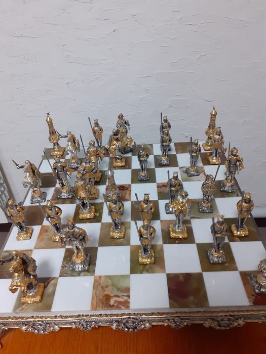 Продам шахматы в эксклюзивном экземпляре