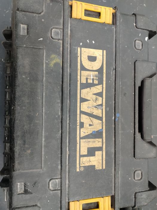 Девольт шруповерт