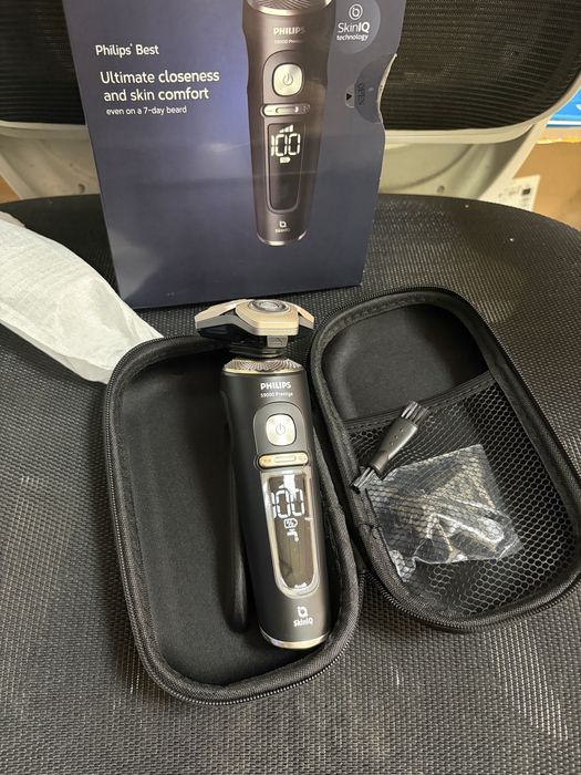 PHILIPS SHAVER S9000 нов без забележка шейвър филипс неизползван