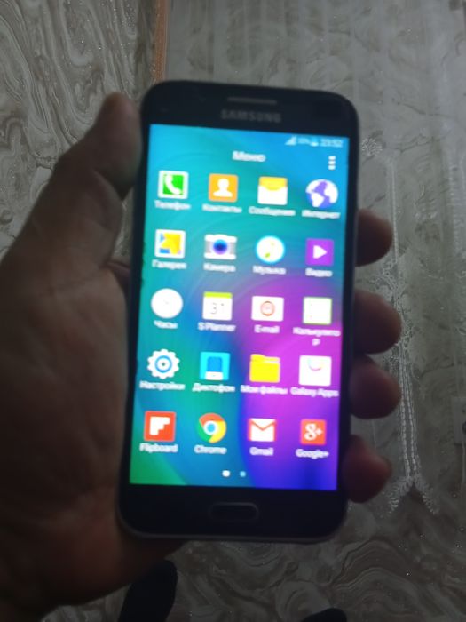 Самсунг ГелаксЕ5, 4джи