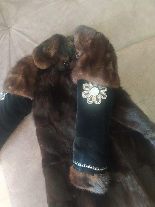 Продаю детскую норковую шубк
