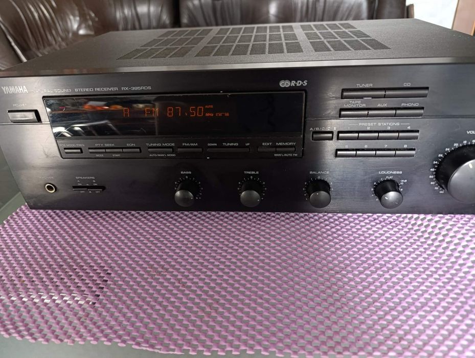 Ресивър Yamaha RX-395RDS
Транзисторен