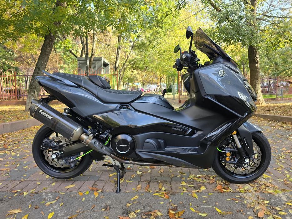 Yamaha tmax 560 tech-max