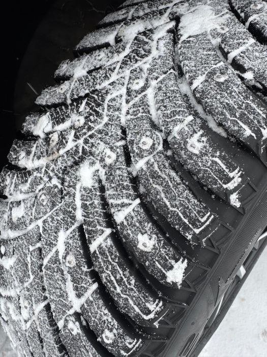 Комплект резины Pirelli ice zero 2 с шипами