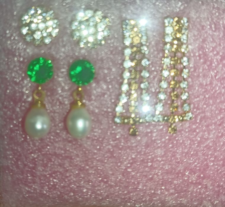 Бижутерия    Серьги   .