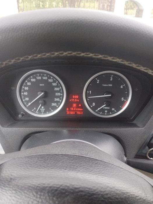 De vanzare:BMW X6 3.0
