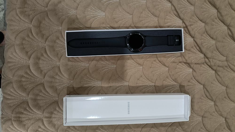 Samsung Galaxy watch 4