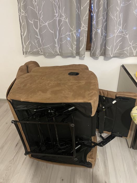 fotoliu extensibil(recliner cu suport pentru picioare)
