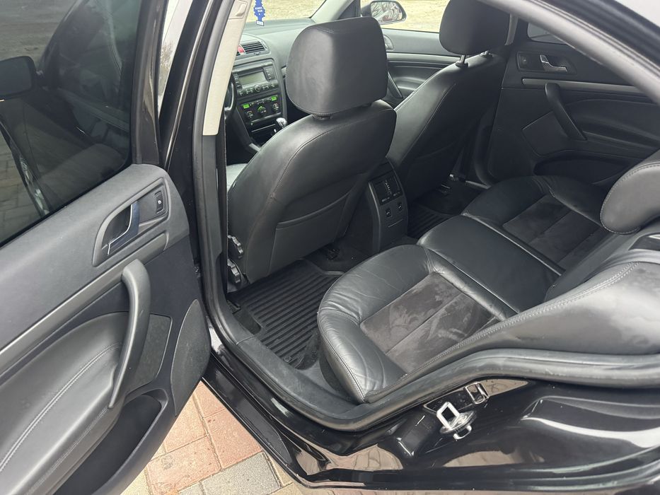SKODA Octavia 2009 — imagine 5