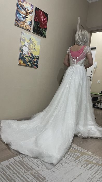 Продается свадебное платье