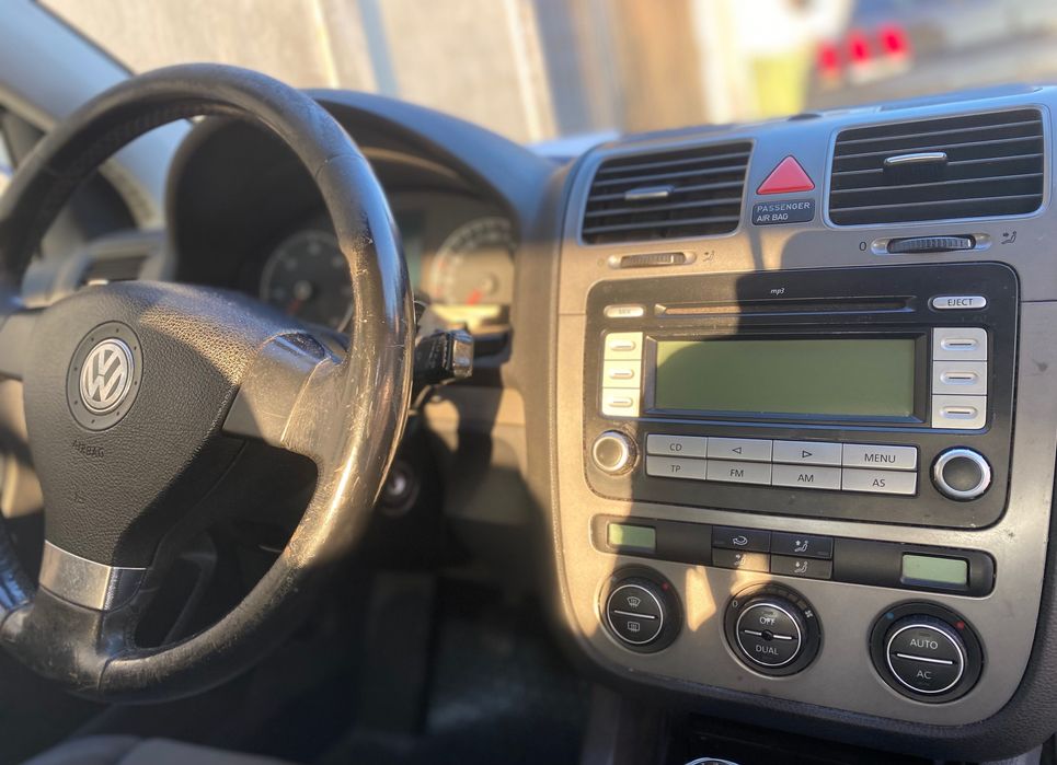 VW Golf 5, 1.9 TDI, 105 CP, 2008,