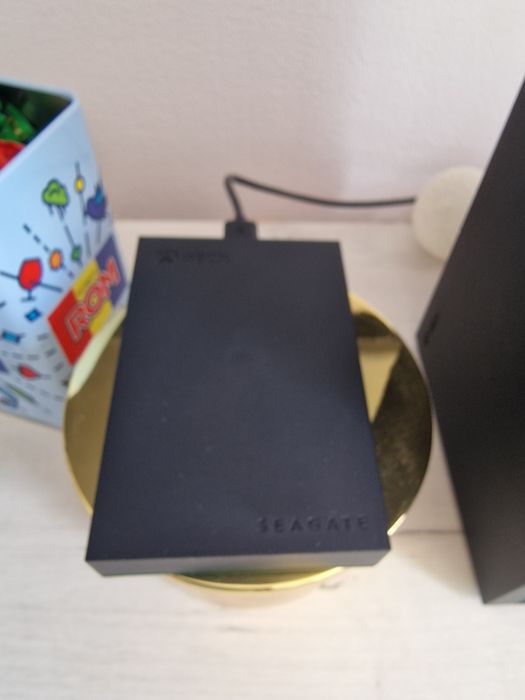 Consola Xbox Series X 1TB SSD, Controller Original, Cablu HDMI