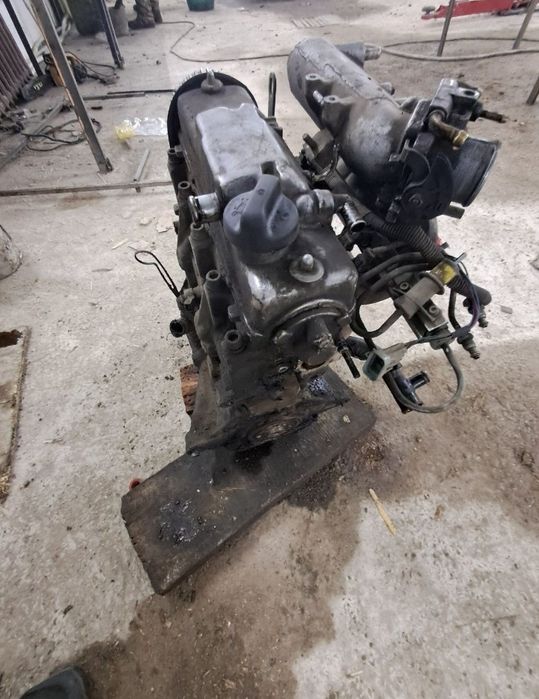 Продам двигатель Ваз 2110 обыем 1.5  2003г.в