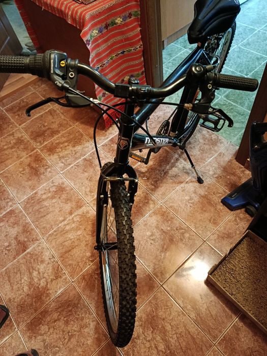 Vând bicicleta stare perfecta