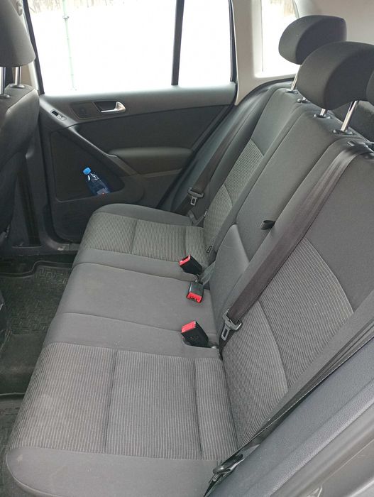 Vând Volkswagen Tiguan