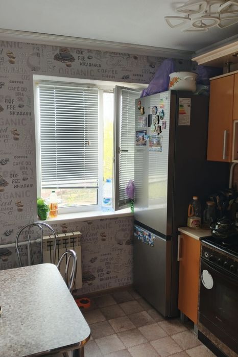 Продам трёхкомнатную квартиру