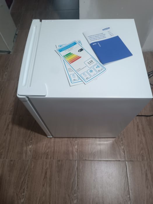 Продам холодильник Бирюса 70  белый