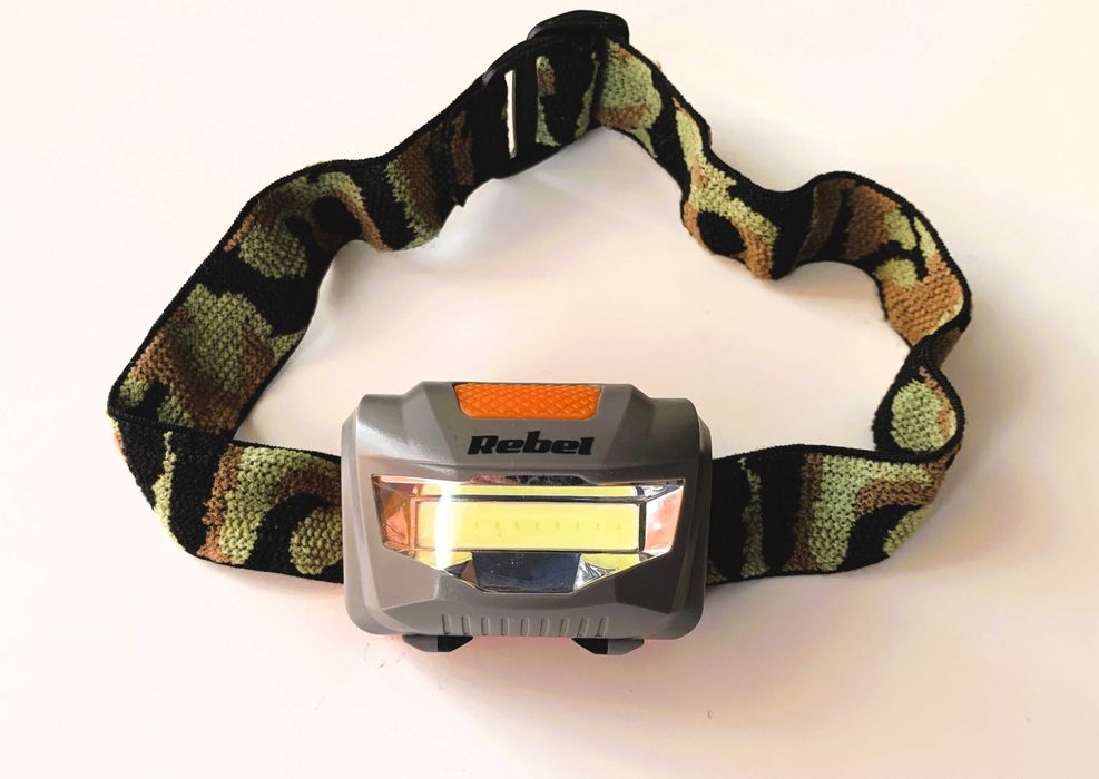 Lanterna de cap cu LED-uri Rebel noua