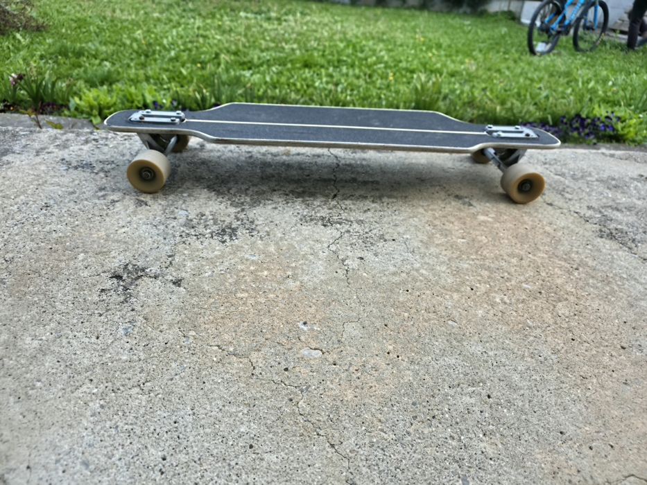 Продавам   Longboard