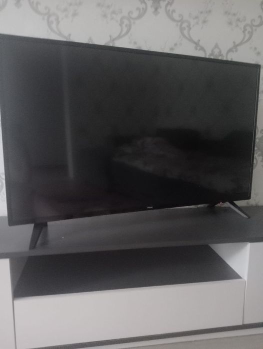 PHILIPS телевизор