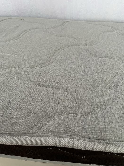 Продам детский матрас 60*170