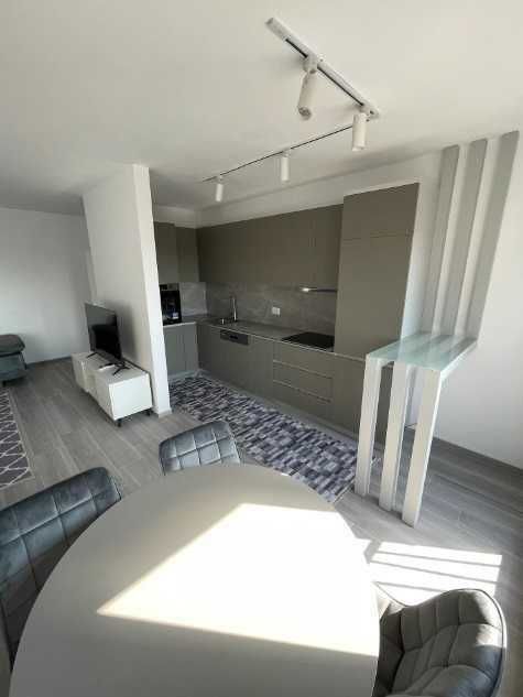 Продава се Тристаен апартамент в София, Света Троица - 106 кв.м за 1661 €/кв.м - Снимка #2