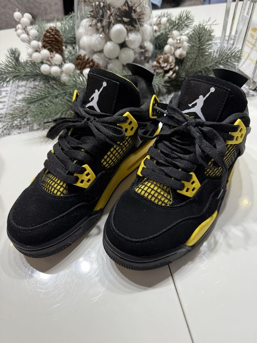 Кецове Jordan 4