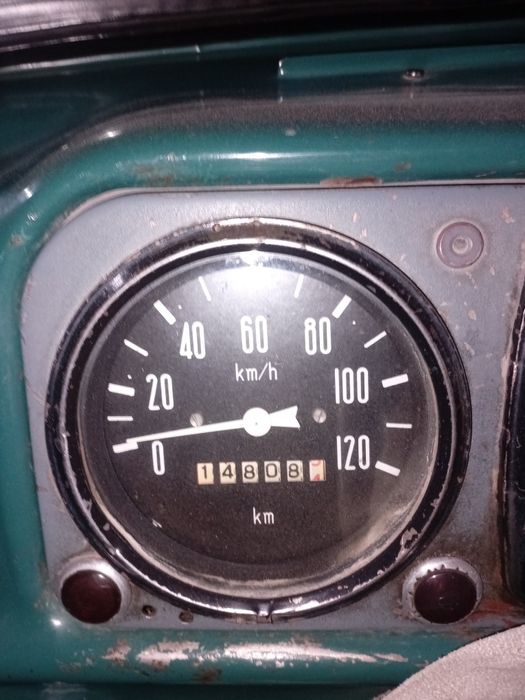 Zil sotiladi Ural mator