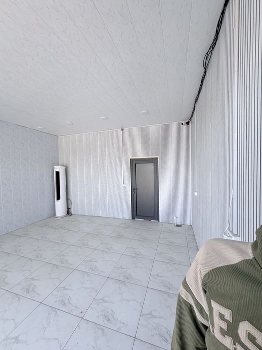 Navoiy Karmana tashkentskiy svetafor yonida