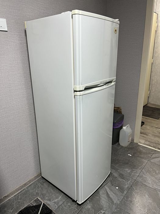 Холодильник LG б/у