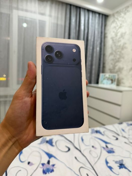 Продам айфон 17про макс 256гб
