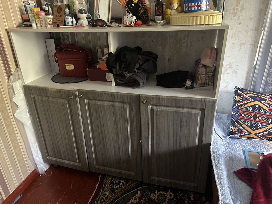 Продам шкаф и комод