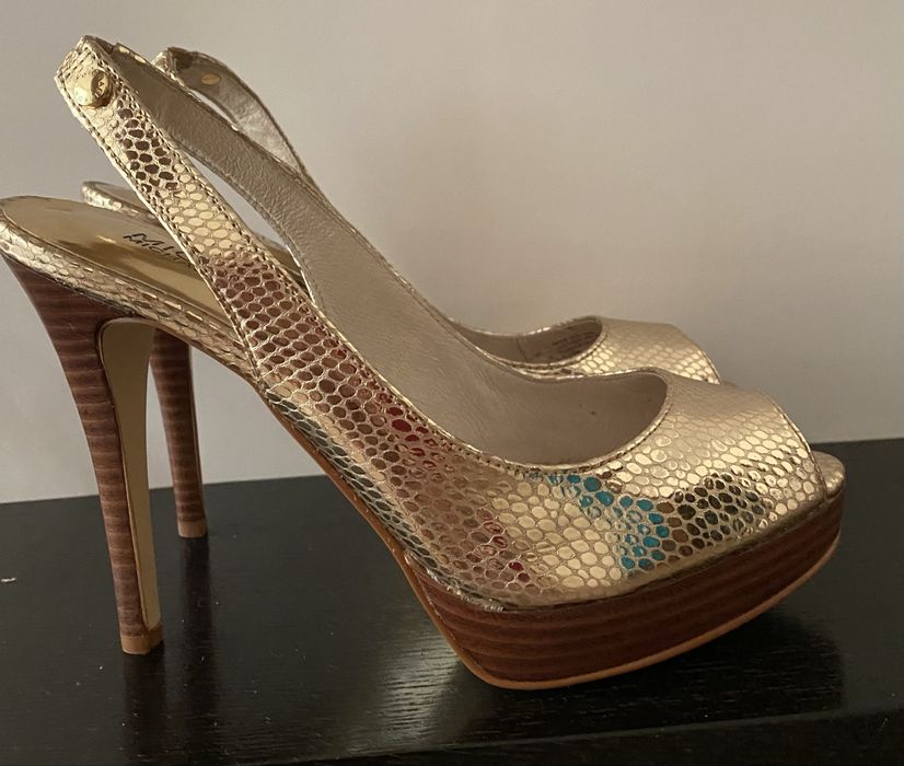 Новые босоножки Michael Kors, размер 36,5 (US 6.5)