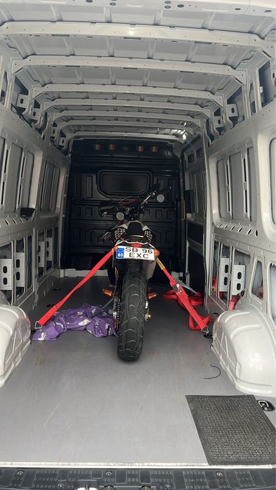 Transport marfa(diverse)+ajutor manipulat,pret accesibil,seriozitate!!