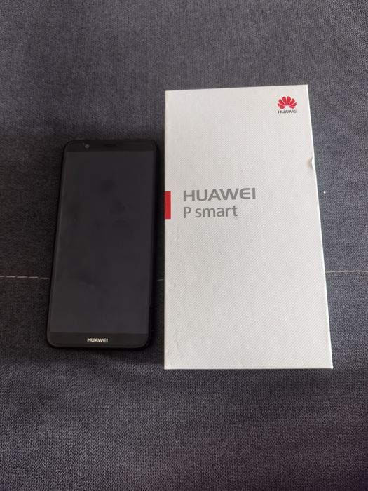 Vând Huawei P smart