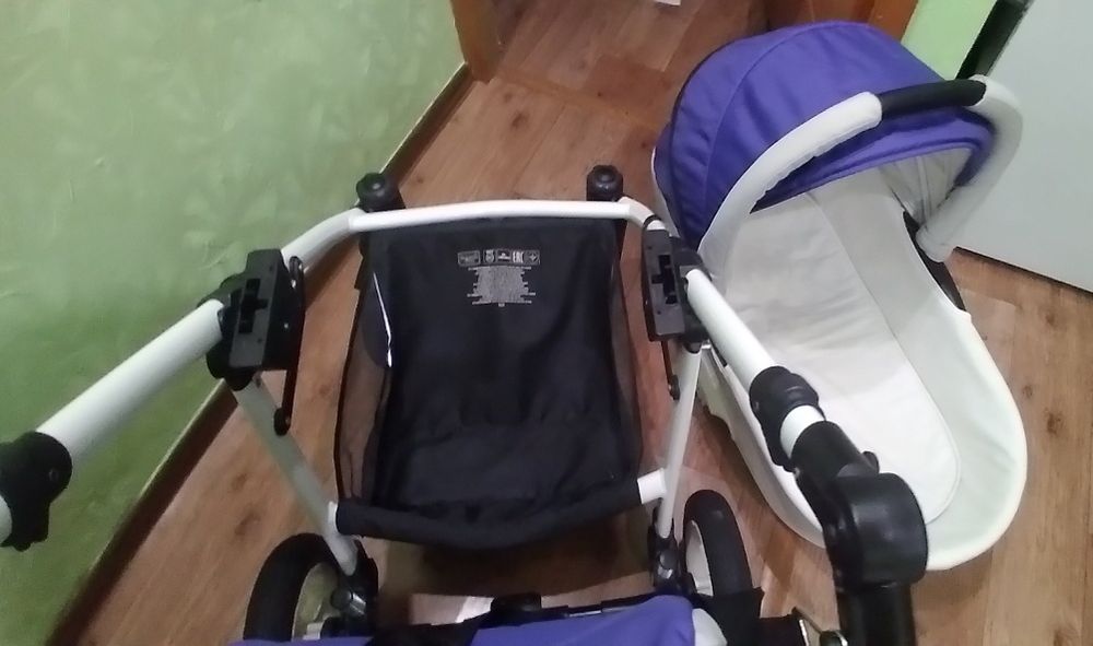 Продам детскую коляску