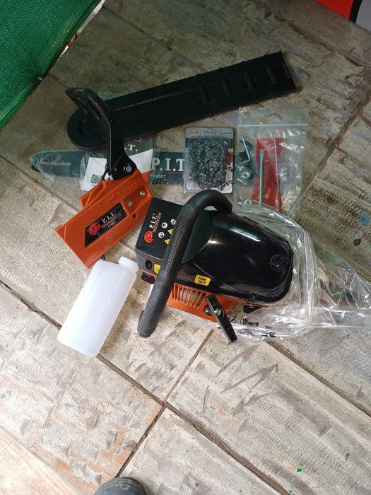 Бензо пила марки Пит