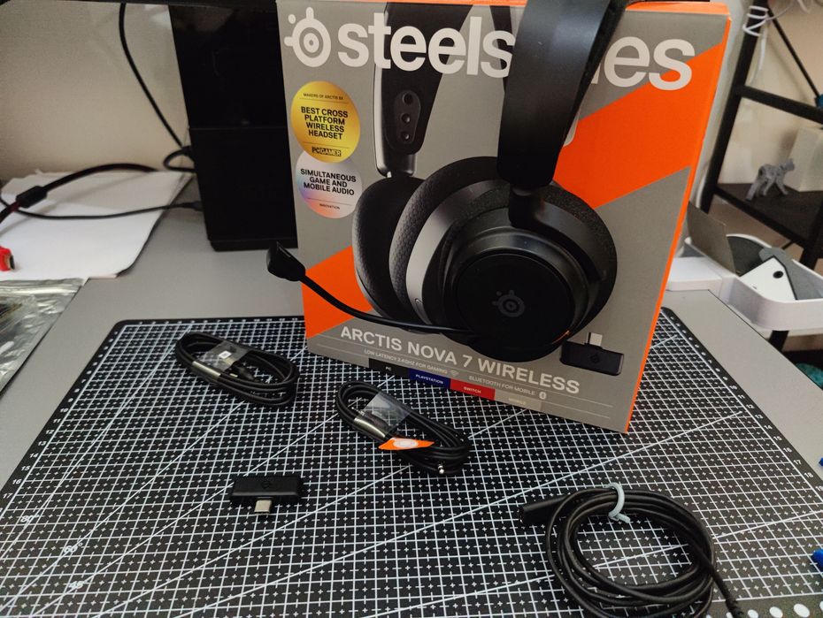 Steeleseries Arctis Nova 7 wireless