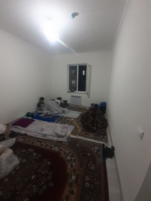 Уй ижарага берилади, нархи 3 мил. Хамма шароитларга эга,.