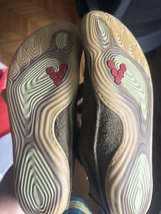 Vivobarefoot Sensus