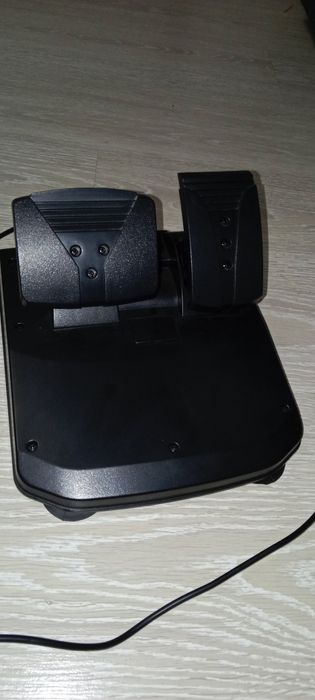 Игровой руль defender Fanatic